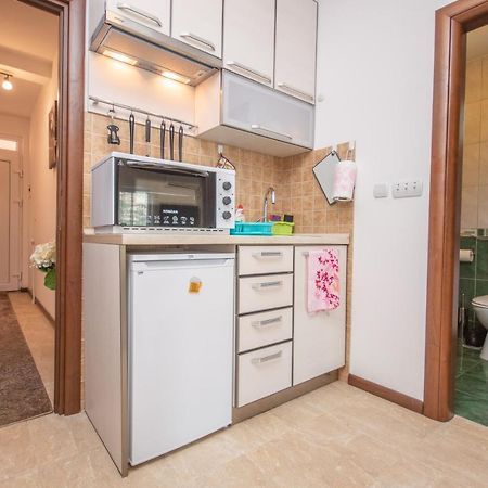 Apartmani Mrsic Risan Exterior photo